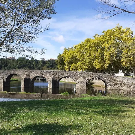 Largo Da Fonte *