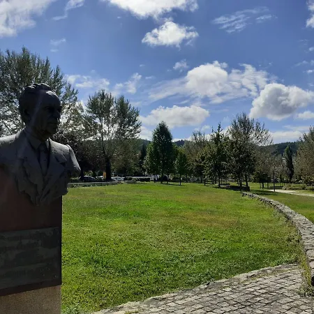 Largo Da Fonte Pensión 3*