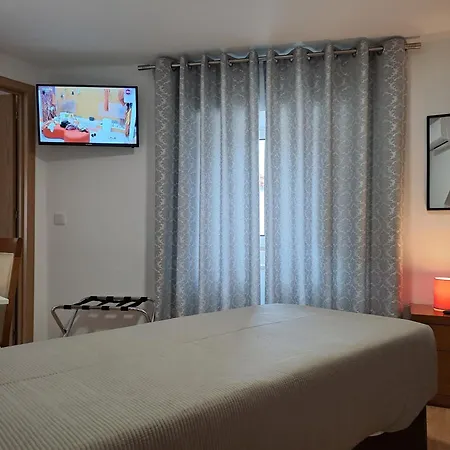 Guest house Largo Da Fonte