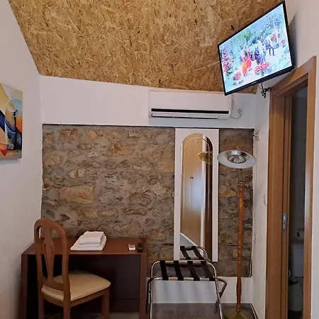 Largo Da Fonte Serta