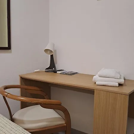 Pensión Largo Da Fonte 3*