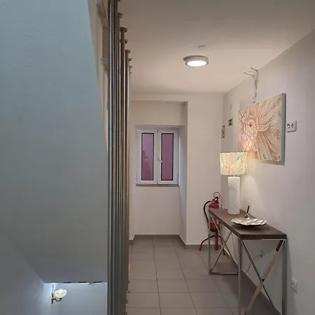 Largo Da Fonte Guest house 3*